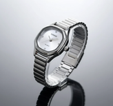 ساعت زنانه کاسیو نقره ای صفحه نقره ای مدل casio-LS5