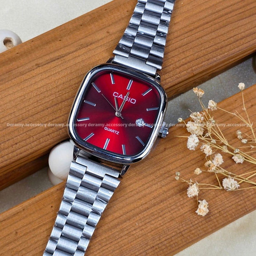 ساعت مچی مردانه کاسیو مدل OLDMAN بند استیل ضد زنگ صفحه مربع قرمز